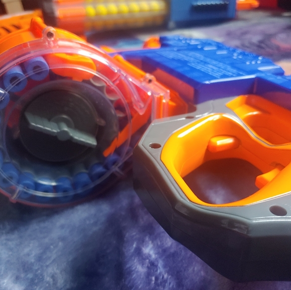 NERF Elite Hyperfire gun - Picture 12 of 13